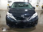 ✅ 2016 Toyota Sienna LE AAS • VIN: 5TDKK3DC9GS759584 • Lot: 62412365. Listed on Copart with 152,266 mi. Free auction sales archive from the USA and detailed vehicle history report at DreamBid. Image 5.