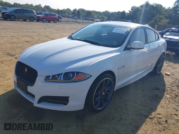 ✅ 2015 Jaguar XF Portfolio • VIN: SAJWJ0FF4F8U72149 • Лот: 40386903. Опубликован ранее на IAAI с пробегом 49 055 миль. Бесплатный доступ к архиву аукционных продаж из США и подробный отчёт об истории автомобиля на DreamBid. Изображение 17.