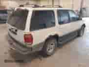 1999 Ford Explorer XLT z VIN 1FMZU34E4XUA22424, wystawiony jako IAAI lot #43571200 z przebiegiem 163 021 mil mil oraz . Historia ofert i sprzedaży dostępna na DreamBid. Obrazek 4.