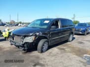 ✅ 2014 Chrysler Town & Country Touring • VIN: 2C4RC1BG4ER423675 • Лот: 43691551. Опубликован ранее на IAAI с пробегом 147 561 миль. Бесплатный доступ к архиву аукционных продаж из США и подробный отчёт об истории автомобиля на DreamBid. Изображение 18.