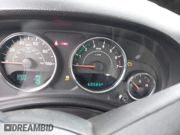 ✅ 2016 Jeep Wrangler Sport • VIN: 1C4AJWAG8GL183317 • Lot: 43570055. Listed on IAAI with 60,585 mi. Free auction sales archive from the USA and detailed vehicle history report at DreamBid. Image 7.