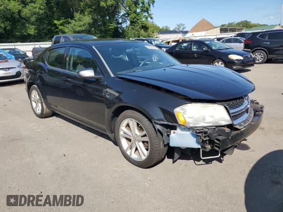 ✅ 2012 Dodge Avenger SE • VIN: 1C3CDZAG2CN255715 • Лот: 68322954. Опубликован ранее на Copart с пробегом 141 235 миль. Бесплатный доступ к архиву аукционных продаж из США и подробный отчёт об истории автомобиля на DreamBid. Изображение 4.