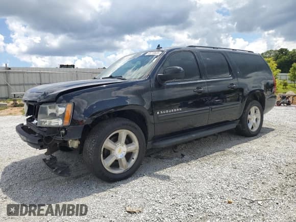 ✅ 2008 Chevrolet Suburban 3LT • VIN: 3GNFC16J38G260091 • Lot: 65715635. Listed on Copart with 254,945 mi. Free auction sales archive from the USA and detailed vehicle history report at DreamBid. Image 1.