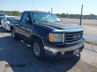 ✅ 2008 GMC Sierra 1500 Work Truck • VIN: 1GTEC14X08Z181408 • Лот: 43346330. Опубликован ранее на IAAI с пробегом 99 972 миль. Бесплатный доступ к архиву аукционных продаж из США и подробный отчёт об истории автомобиля на DreamBid. Изображение 1.