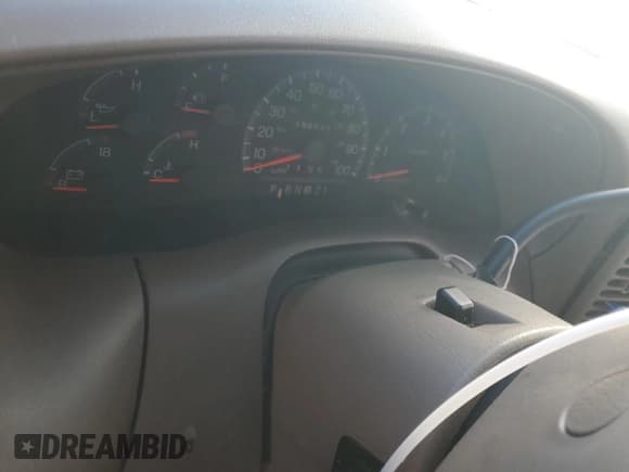 ✅ 1998 Ford F-150 XL • VIN: 2FTRX08L3WCA55982 • Lot: 42487245. Listed on Copart with Not provided. Free auction sales archive from the USA and detailed vehicle history report at DreamBid. Image 9.