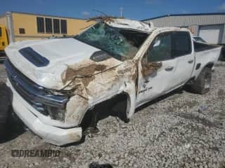 2020 Chevrolet Silverado 3500HD High Country z VIN 1GC4YVEY0LF188199, wystawiony jako Copart lot #60707165 z przebiegiem Nie podano mil oraz Szkoda całkowita • Salvage title. Historia ofert i sprzedaży dostępna na DreamBid. Obrazek 1.