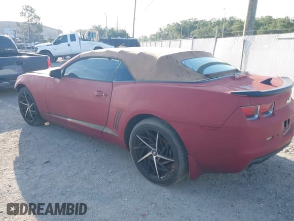 ✅ 2012 Chevrolet Camaro 1LT • VIN: 2G1FB3D38C9211265 • Lot: 42357481. Listed on IAAI with 136,333 mi. Free auction sales archive from the USA and detailed vehicle history report at DreamBid. Image 3.