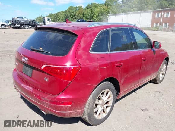 ✅ 2010 Audi Q5 Premium Plus • VIN: WA1LKAFPXAA040738 • Lot: 43284400. Listed on IAAI with 162,568 mi. Free auction sales archive from the USA and detailed vehicle history report at DreamBid. Image 4.