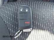 ✅ 2020 Dodge Journey SE Value • VIN: 3C4PDCAB4LT273440 • Лот: 43289461. Опубликован ранее на IAAI с пробегом 78 857 миль. Бесплатный доступ к архиву аукционных продаж из США и подробный отчёт об истории автомобиля на DreamBid. Изображение 11.