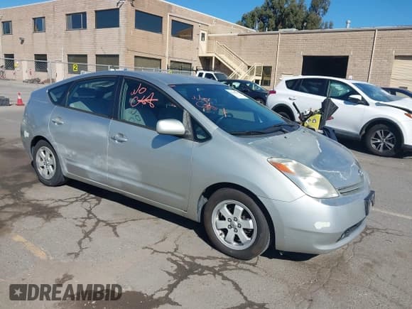 ✅ 2005 Toyota Prius • VIN: JTDKB20U753005428 • Lot: 43565209. Listed on IAAI with 203,808 mi. Free auction sales archive from the USA and detailed vehicle history report at DreamBid. Image 1.