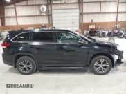 ✅ 2019 Toyota Highlander LE • VIN: 5TDBZRFH9KS939129 • Lot: 42474679. Wystawiony na IAAI z przebiegiem 49 532 mil. Bezpłatny archiwum sprzedaży aukcyjnych z USA i szczegółowy raport historii pojazdu na DreamBid. Zdjęcie 13.