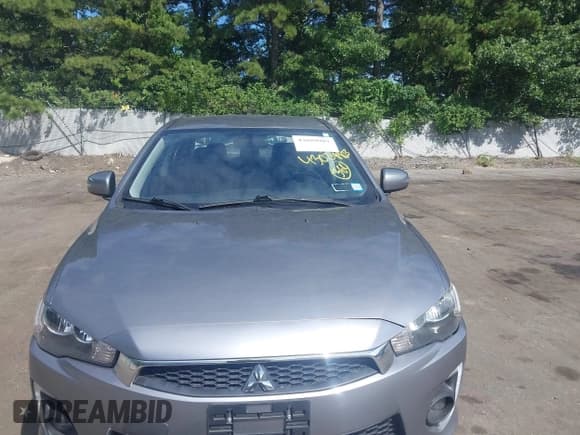 ✅ 2017 Mitsubishi Lancer ES • VIN: JA32V2FW6HU002808 • Lot: 43029903. Wystawiony na IAAI z przebiegiem 100 564 mil. Bezpłatny archiwum sprzedaży aukcyjnych z USA i szczegółowy raport historii pojazdu na DreamBid. Zdjęcie 12.