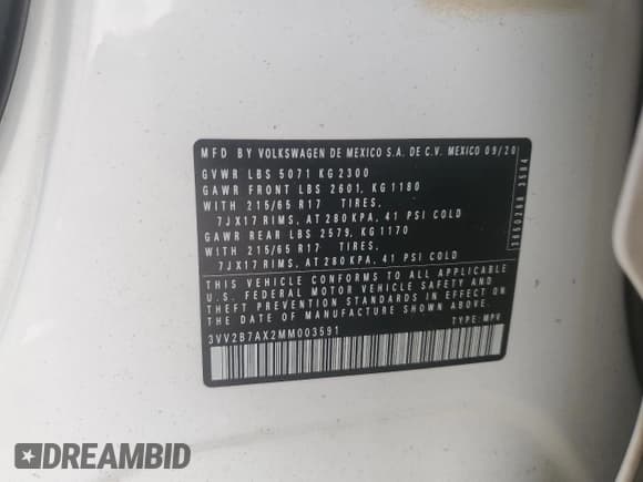 ✅ 2021 Volkswagen Tiguan SE • VIN: 3VV2B7AX2MM003591 • Lot: 92635935. Wystawiony na Copart z przebiegiem Nie podano. Bezpłatny archiwum sprzedaży aukcyjnych z USA i szczegółowy raport historii pojazdu na DreamBid. Zdjęcie 13.