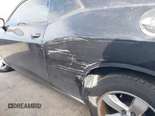 ✅ 2011 Dodge Challenger • VIN: 2B3CJ4DG9BH543159 • Lot: 41850958. Wystawiony na IAAI z przebiegiem 209 422 mil. Bezpłatny archiwum sprzedaży aukcyjnych z USA i szczegółowy raport historii pojazdu na DreamBid. Zdjęcie 6.