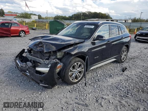 ✅ 2017 BMW X1 sDrive28i • VIN: WBXHU7C36HP924891 • Lot: 85699625. Wystawiony na Copart z przebiegiem 112 359 mil. Bezpłatny archiwum sprzedaży aukcyjnych z USA i szczegółowy raport historii pojazdu na DreamBid. Zdjęcie 1.