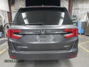 ✅ 2024 Honda Odyssey Touring • VIN: 5FNRL6H8XRB032500 • Lot: 43482392. Wystawiony na IAAI z przebiegiem 10 786 mil. Bezpłatny archiwum sprzedaży aukcyjnych z USA i szczegółowy raport historii pojazdu na DreamBid. Zdjęcie 17.