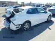 2022 Toyota Camry Hybrid LE z VIN 4T1C31AK4NU583386, wystawiony jako IAAI lot #42532572 z przebiegiem 151 289 mil mil oraz . Historia ofert i sprzedaży dostępna na DreamBid. Obrazek 4.