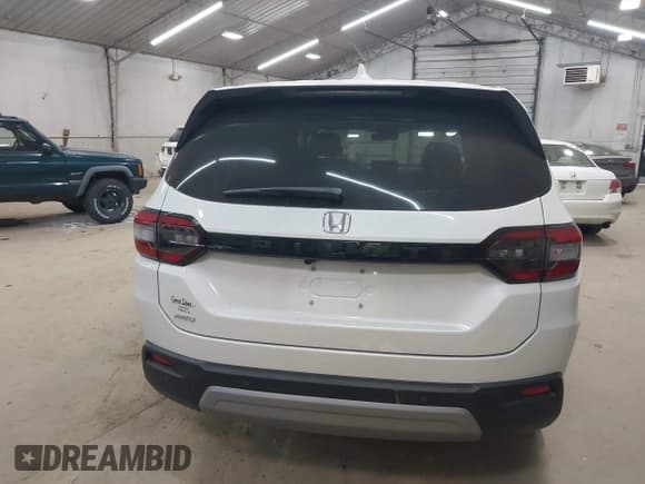 ✅ 2025 Honda Pilot EX-L • VIN: 5FNYG1H46SB160870 • Lot: 43344983. Wystawiony na IAAI z przebiegiem 1 575 mil. Bezpłatny archiwum sprzedaży aukcyjnych z USA i szczegółowy raport historii pojazdu na DreamBid. Zdjęcie 16.