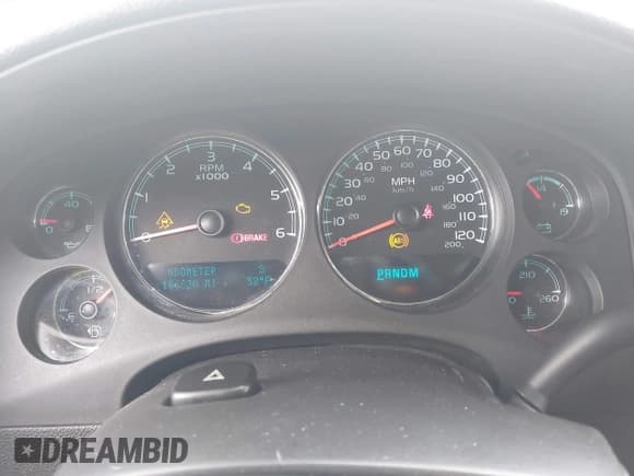 ✅ 2011 Chevrolet Suburban LTZ • VIN: 1GNSKKE39BR170395 • Lot: 43604666. Listed on IAAI with 186,630 mi. Free auction sales archive from the USA and detailed vehicle history report at DreamBid. Image 7.