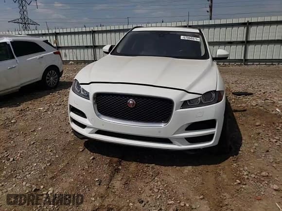 ✅ 2018 Jaguar F-Pace 35t Premium • VIN: SADCJ2EV9JA242795 • Lot: 67068075. Listed on Copart with 50,239 mi. Free auction sales archive from the USA and detailed vehicle history report at DreamBid. Image 13.