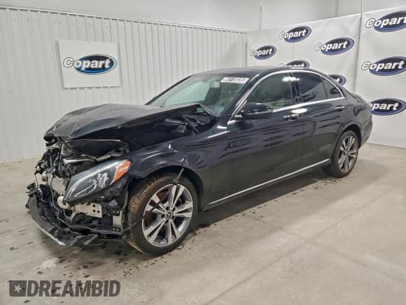 ✅ 2017 Mercedes-Benz C 300 • VIN: 55SWF4KB5HU213164 • Lot: 94115035. Listed on Copart with 63,837 mi. Free auction sales archive from the USA and detailed vehicle history report at DreamBid. Image 1.