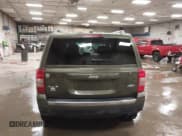 ✅ 2016 Jeep Patriot High Altitude • VIN: 1C4NJRFB1GD557776 • Lot: 43525759. Wystawiony na IAAI z przebiegiem 102 764 mil. Bezpłatny archiwum sprzedaży aukcyjnych z USA i szczegółowy raport historii pojazdu na DreamBid. Zdjęcie 16.