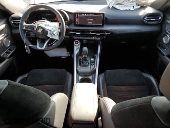 2023 Dodge Hornet GT Plus z VIN ZACNDFBNXP3A01111, wystawiony jako Copart lot #48530195 z przebiegiem 19 457 mil mil oraz Szkoda całkowita • Salvage title. Historia ofert i sprzedaży dostępna na DreamBid. Obrazek 8.