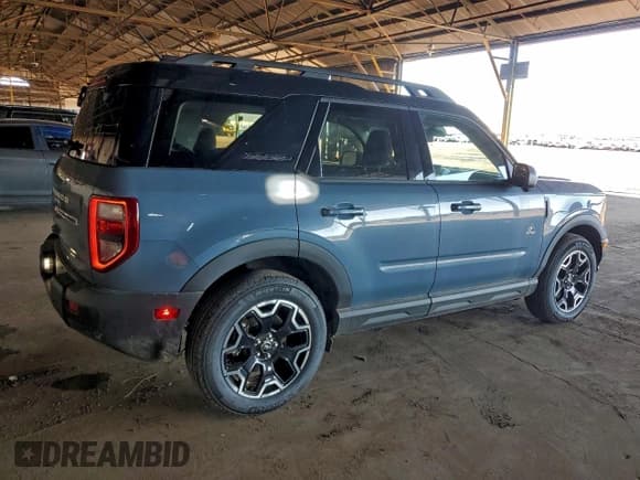 ✅ 2025 Ford Bronco Sport Outer Banks • VIN: 3FMCR9CN4SRE29364 • Лот: 91881315. Опубликован ранее на Copart с пробегом 148 миль. Бесплатный доступ к архиву аукционных продаж из США и подробный отчёт об истории автомобиля на DreamBid. Изображение 3.