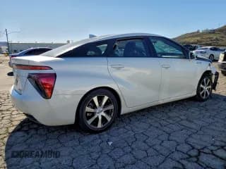 ✅ 2018 Toyota Mirai • VIN: JTDBVRBD5JA005043 • Lot: 93816265. Wystawiony na Copart z przebiegiem 73 589 mil. Bezpłatny archiwum sprzedaży aukcyjnych z USA i szczegółowy raport historii pojazdu na DreamBid. Zdjęcie 3.