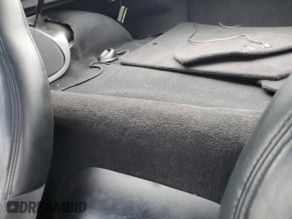 ✅ 1998 Chevrolet Corvette • VIN: 1G1YY22G8W5118626 • Lot: 80946465. Wystawiony na Copart z przebiegiem 133 198 mil mil. Skorzystaj z bezpłatnego archiwum sprzedaży aukcyjnych z USA i zobacz szczegółowy raport historii pojazdu na DreamBid. Zdjęcie 10.