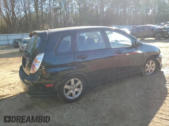 ✅ 2006 Suzuki Aerio Premium • VIN: JS2RC62HX65351200 • Lot: 88077405. Wystawiony na Copart z przebiegiem 165 431 mil. Bezpłatny archiwum sprzedaży aukcyjnych z USA i szczegółowy raport historii pojazdu na DreamBid. Zdjęcie 3.