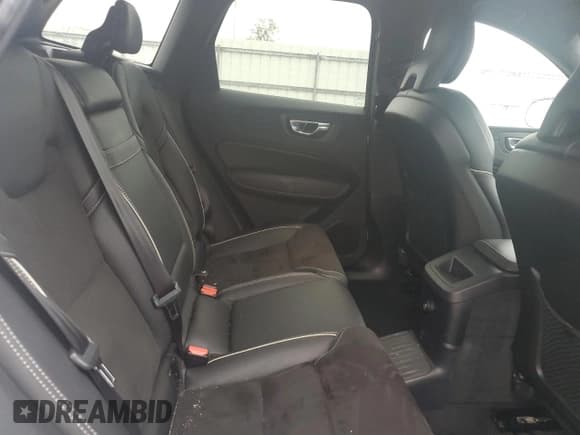 ✅ 2019 Volvo XC60 R-Design • VIN: LYVBR0DM9KB284519 • Lot: 84634695. Listed on Copart with 60,130 mi. Free auction sales archive from the USA and detailed vehicle history report at DreamBid. Image 11.