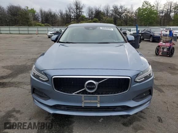 ✅ 2017 Volvo S90 Momentum • VIN: YV1102AK8H1006564 • Lot: 56849235. Wystawiony na Copart z przebiegiem 169 516 mil. Bezpłatny archiwum sprzedaży aukcyjnych z USA i szczegółowy raport historii pojazdu na DreamBid. Zdjęcie 5.