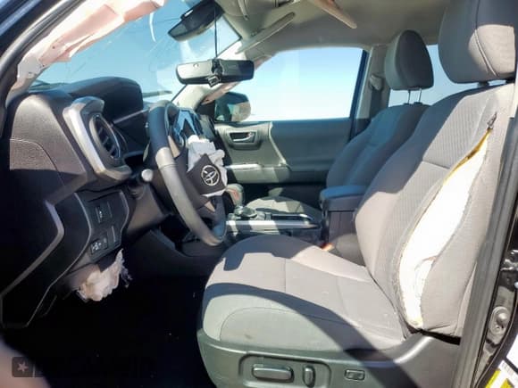 ✅ 2023 Toyota Tacoma SR5 • VIN: 3TMAZ5CN0PM219028 • Lot: 52050355. Listed on Copart with 31,371 mi. Free auction sales archive from the USA and detailed vehicle history report at DreamBid. Image 7.