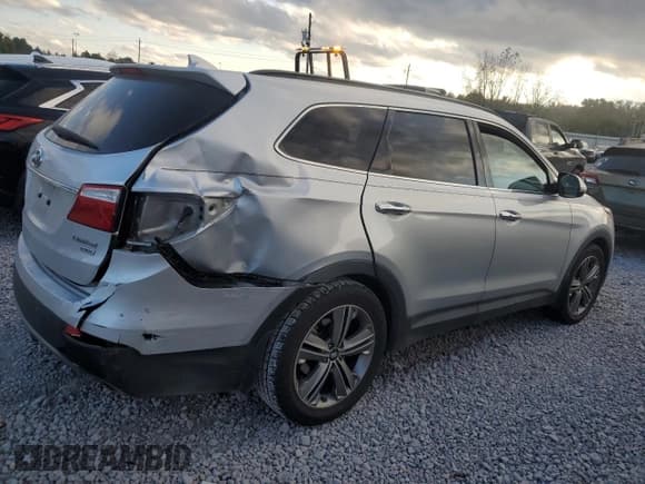 ✅ 2015 Hyundai Santa Fe Limited • VIN: KM8SR4HF8FU094253 • Лот: 91139025. Опубликован ранее на Copart с пробегом 212 519 миль. Бесплатный доступ к архиву аукционных продаж из США и подробный отчёт об истории автомобиля на DreamBid. Изображение 3.
