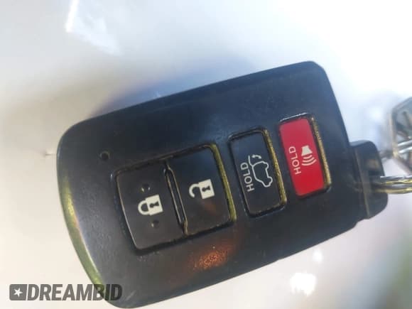 ✅ 2014 Toyota Highlander XLE • VIN: 5TDKKRFH5ES016431 • Лот: 43526723. Опубликован ранее на IAAI с пробегом 151 977 миль. Бесплатный доступ к архиву аукционных продаж из США и подробный отчёт об истории автомобиля на DreamBid. Изображение 11.