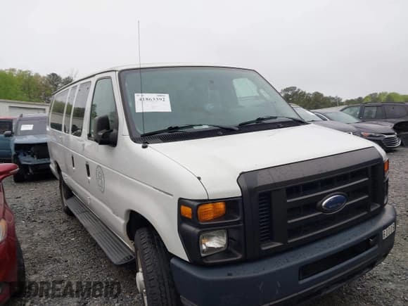 ✅ 2009 Ford Econoline Passenger XL • VIN: 1FBSS31L29DA07149 • Lot: 41863392. Wystawiony na IAAI z przebiegiem 152 010 mil. Bezpłatny archiwum sprzedaży aukcyjnych z USA i szczegółowy raport historii pojazdu na DreamBid. Zdjęcie 13.