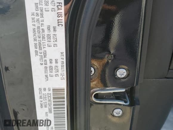 ✅ 2016 Chrysler 300 S • VIN: 2C3CCABT2GH156889 • Lot: 69154235. Listed on Copart with 106,727 mi. Free auction sales archive from the USA and detailed vehicle history report at DreamBid. Image 12.