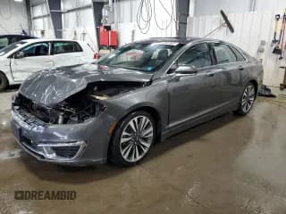 ✅ 2017 Lincoln MKZ Select • VIN: 3LN6L5D96HR624741 • Lot: 64947545. Wystawiony na Copart z przebiegiem 131 469 mil. Bezpłatny archiwum sprzedaży aukcyjnych z USA i szczegółowy raport historii pojazdu na DreamBid. Zdjęcie 1.