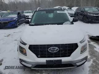 ✅ 2025 Hyundai Venue Limited • VIN: KMHRC8A34SU348588 • Lot: 45649265. Listed on Copart with 3,165 mi. Free auction sales archive from the USA and detailed vehicle history report at DreamBid. Image 5.