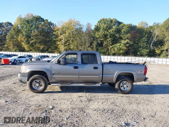 ✅ 2007 Chevrolet Silverado 2500HD LT1 • VIN: 1GCHK23D17F192768 • Лот: 43463284. Опубликован ранее на IAAI с пробегом 338 979 миль. Бесплатный доступ к архиву аукционных продаж из США и подробный отчёт об истории автомобиля на DreamBid. Изображение 14.