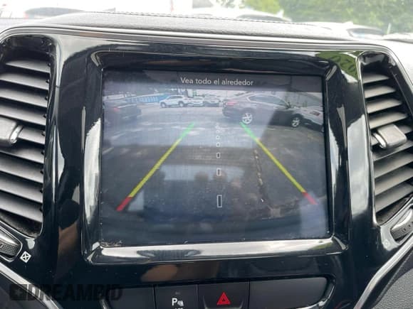 ✅ 2020 Jeep Cherokee Limited • VIN: 1C4PJMDXXLD562415 • Lot: 87179025. Wystawiony na Copart z przebiegiem 142 343 mil. Bezpłatny archiwum sprzedaży aukcyjnych z USA i szczegółowy raport historii pojazdu na DreamBid. Zdjęcie 11.