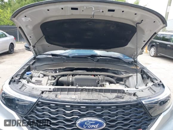 ✅ 2021 Ford Explorer ST • VIN: 1FM5K8GCXMGA95156 • Lot: 42270116. Wystawiony na IAAI z przebiegiem 74 823 mil. Bezpłatny archiwum sprzedaży aukcyjnych z USA i szczegółowy raport historii pojazdu na DreamBid. Zdjęcie 10.