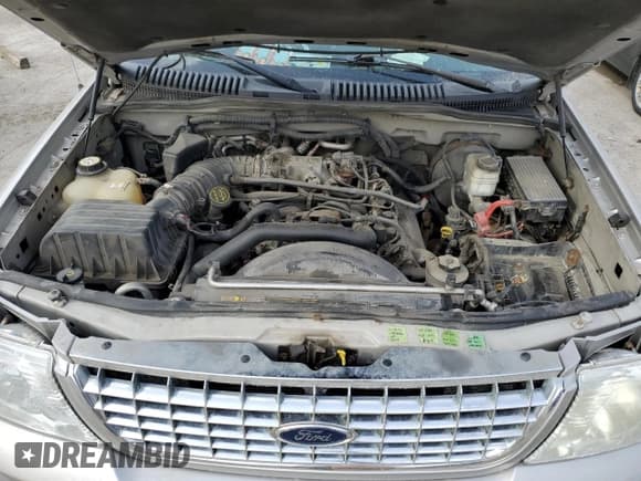 ✅ 2005 Ford Explorer Limited • VIN: 1FMZU75W55UB91766 • Lot: 46377805. Wystawiony na Copart z przebiegiem Nie podano. Bezpłatny archiwum sprzedaży aukcyjnych z USA i szczegółowy raport historii pojazdu na DreamBid. Zdjęcie 13.