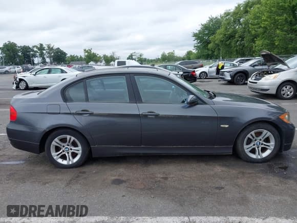 ✅ 2008 BMW 3 Series 328xi • VIN: WBAVC73528KX92033 • Lot: 42888136. Listed on IAAI with 131,341 mi. Free auction sales archive from the USA and detailed vehicle history report at DreamBid. Image 12.