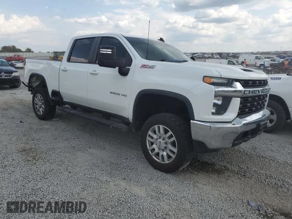 ✅ 2020 Chevrolet Silverado 2500HD LT • VIN: 1GC1YNEY4LF302224 • Lot: 71690955. Listed on Copart with 179,487 mi. Free auction sales archive from the USA and detailed vehicle history report at DreamBid. Image 4.