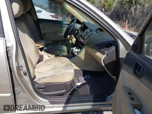 ✅ 2010 Hyundai Sonata GLS • VIN: 5NPET4ACXAH654702 • Лот: 41533658. Опубликован ранее на IAAI с пробегом 144 548 миль. Бесплатный доступ к архиву аукционных продаж из США и подробный отчёт об истории автомобиля на DreamBid. Изображение 5.