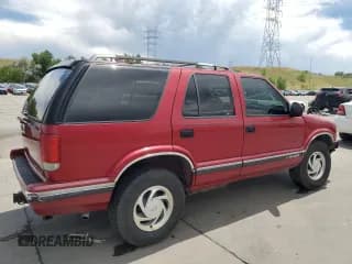 ✅ 1995 Chevrolet Blazer • VIN: 1GNDT13W2S2244651 • Lot: 63867345. Wystawiony na Copart z przebiegiem 152 182 mil. Bezpłatny archiwum sprzedaży aukcyjnych z USA i szczegółowy raport historii pojazdu na DreamBid. Zdjęcie 3.
