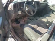 ✅ 2004 Chevrolet Silverado 2500HD Work Truck • VIN: 1GCHK24U44E289012 • Lot: 64666735. Wystawiony na Copart z przebiegiem 119 841 mil. Bezpłatny archiwum sprzedaży aukcyjnych z USA i szczegółowy raport historii pojazdu na DreamBid. Zdjęcie 8.