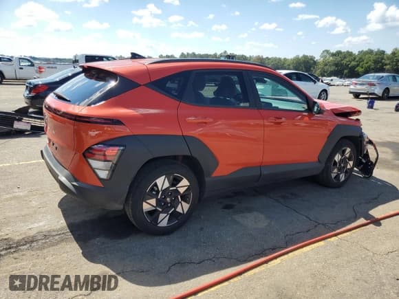 ✅ 2024 Hyundai Kona SEL • VIN: KM8HB3AB9RU097229 • Лот: 85094285. Опубликован ранее на Copart с пробегом 11 559 миль. Бесплатный доступ к архиву аукционных продаж из США и подробный отчёт об истории автомобиля на DreamBid. Изображение 3.